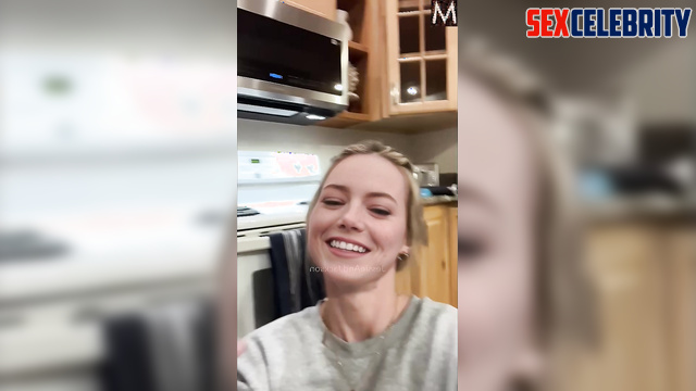 She consumes your sperm as protein, Emma Stone smart face change