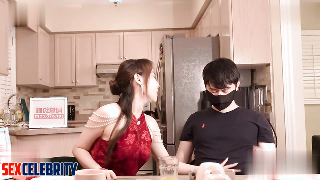 She jumped on his lap in a sexy dress, Tong Liya (佟丽娅 成人视频) deepfake porn