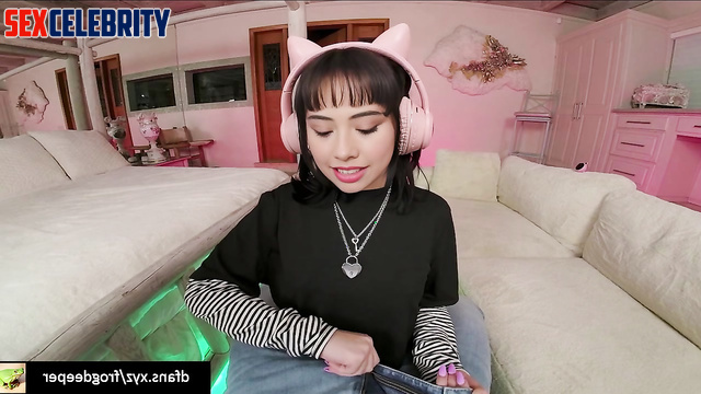 Xochitl Gomez POV deepfake - Took the dick in her hands