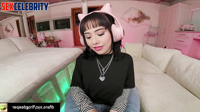 Xochitl Gomez POV deepfake - Took the dick in her hands
