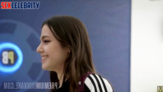 Sexy Lisa in short dress enjoying bukkake party, face swap / 리사 블랙핑크