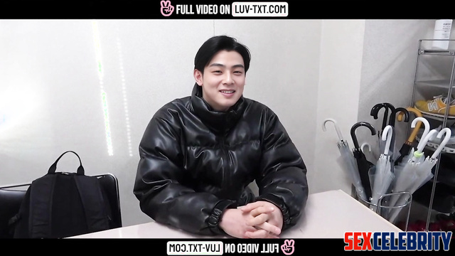 Fake Cha Eunwoo 차은우 I helped my friend cum 아스트로