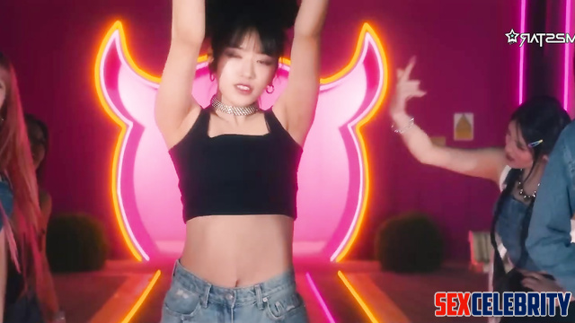 Dissolute movements on stage and in bed, IVE (아이브 어른들의 비디오) face swap pmv