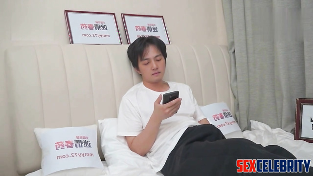 (范冰冰 充满激情的性爱) skinny girl and her caring lover / Fan Bingbing fake erotic