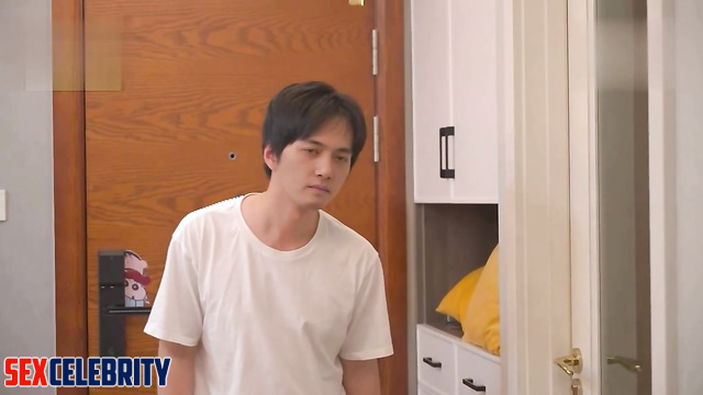 (范冰冰 充满激情的性爱) skinny girl and her caring lover / Fan Bingbing fake erotic