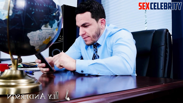 Secretary and her boss did strange things in his cabinet, Kylie Jenner ai