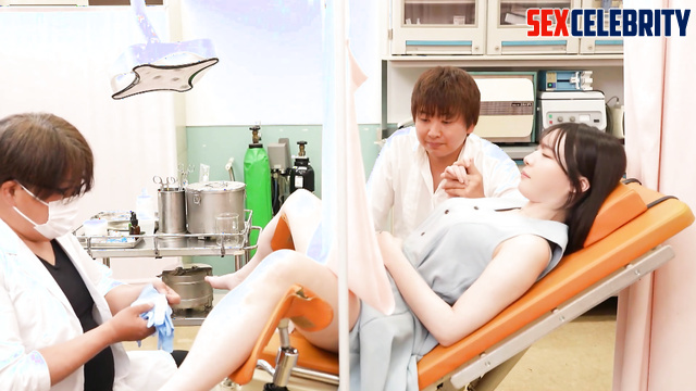 Gynecologists did something wrong with her pussy / Liu Yifei 刘亦菲 網紅 ai