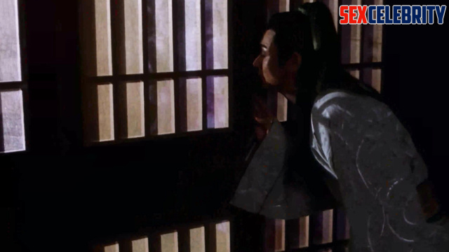 Erotic games with busty princess - Liu Yifei (刘亦菲 智能換臉)