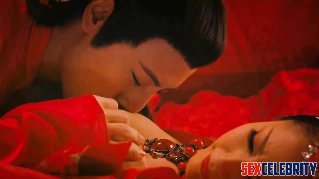 Stunning brunette Tong Liya (佟丽娅) helps the warriors to relax 人工智能