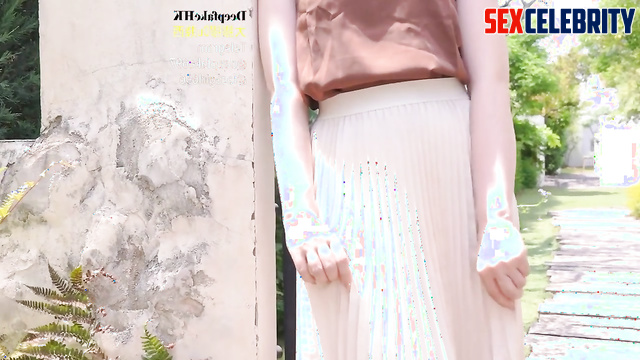 HK Real fake 夢雨 Mungyu 熊仔奶頭  shows boobs