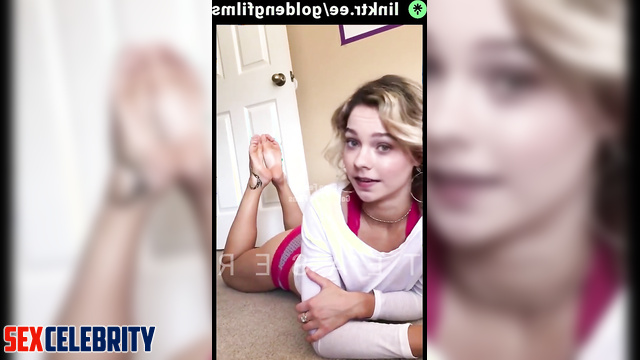 Face Swap Emma Myers - Giantess Feet Domination & Food Crushing Barefoot