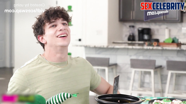 Stepsis A.I. Elizabeth Olsen's Irish Kissing Booth complete with Glory Hole